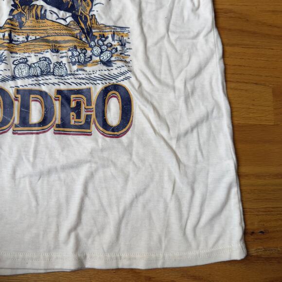 Cowboy Rodeo Shirt L Horse Cactus Cream V-Neck Tee - Picture 4 of 8